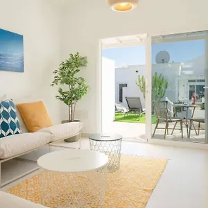 Luxurious A2 In A Quiet Complex With Pool 100m From The Sea Apartment Charco del Palo